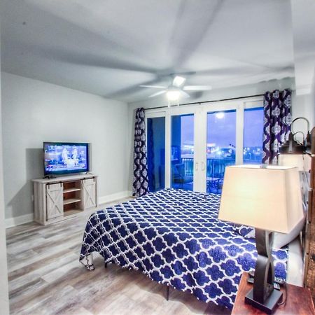 Brand New!Laketown Wharf 334! Beautiful 3 Bd, Great Amenities, And Great Location Панама Сити Бийч Екстериор снимка