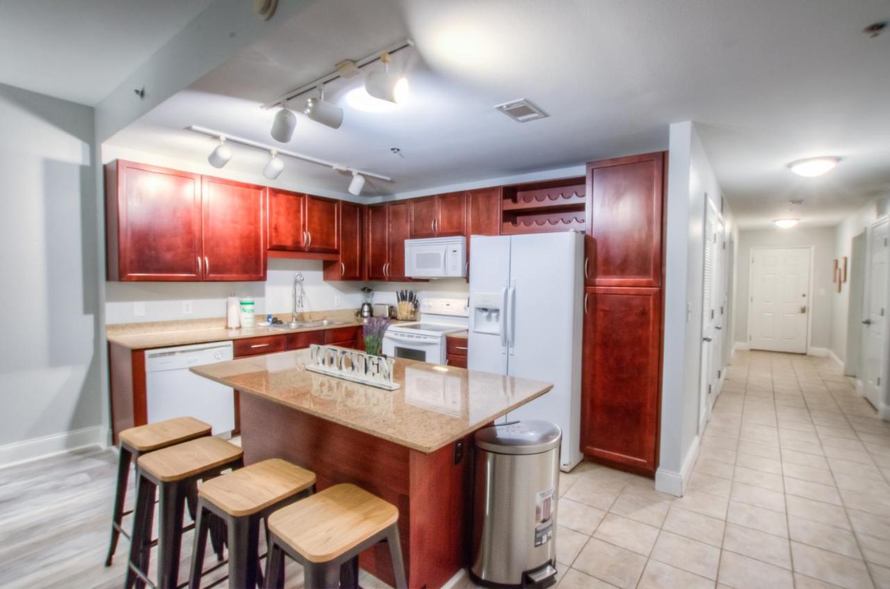 Brand New!Laketown Wharf 334! Beautiful 3 Bd, Great Amenities, And Great Location Панама Сити Бийч Екстериор снимка