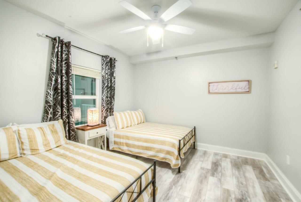 Brand New!Laketown Wharf 334! Beautiful 3 Bd, Great Amenities, And Great Location Панама Сити Бийч Екстериор снимка
